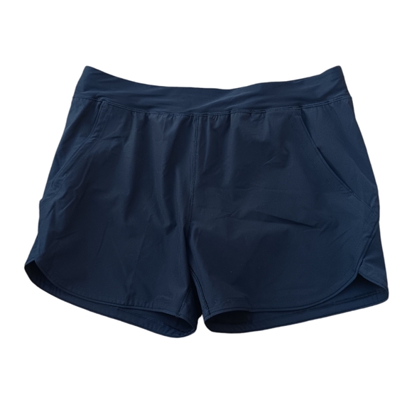 Lands' End Pants - LANDS END WOMEN'S SIZE 18 SIDE POCKET BLUE SHORTS.